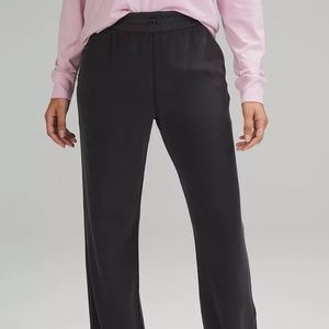 Lululemon softstreme pant